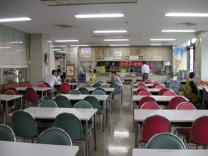 江東試験場内の食堂の様子